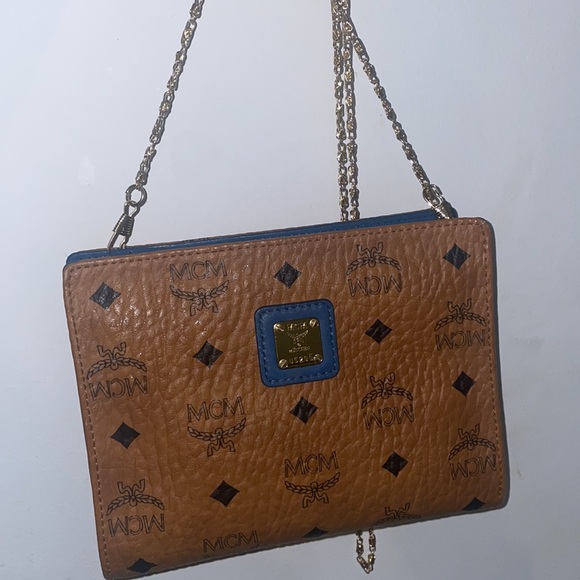 Authentic MCM clutch/bag - Picture 12 of 13